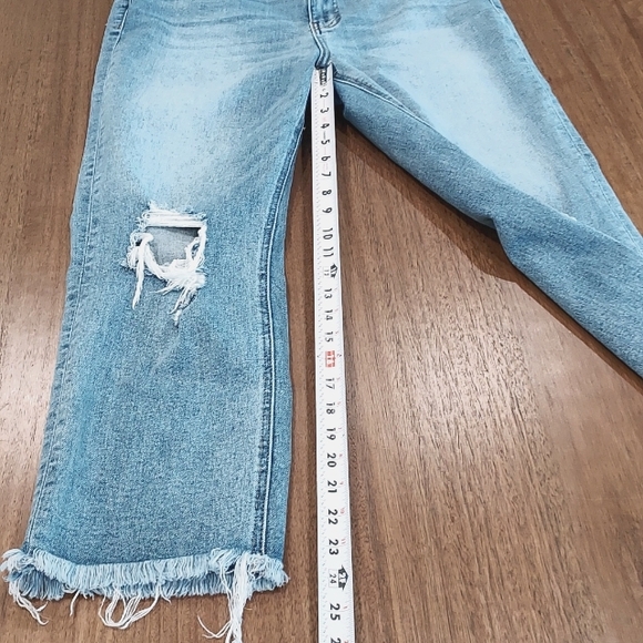 Vervet High-Rise Straight Jeans - Picture 8 of 12